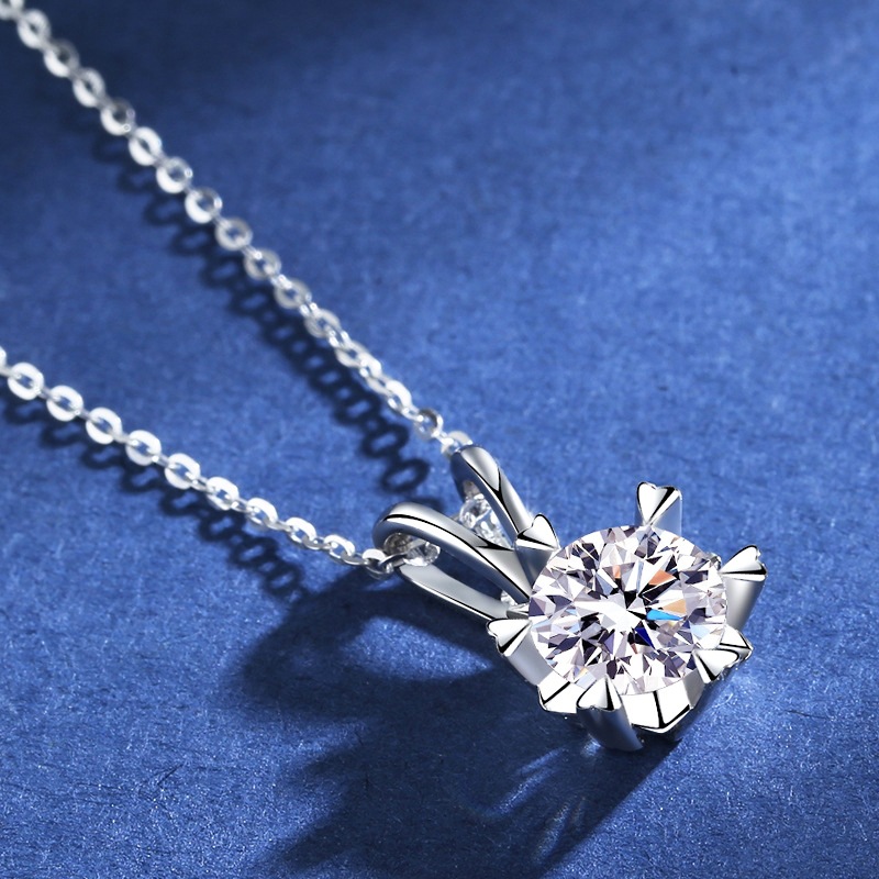 Picture of [New Products Special Sale] Snowflake Mosane Diamond Necklace Women's Moissanite Pendant Sterling Silver Clavicle Chain Niche New Gift