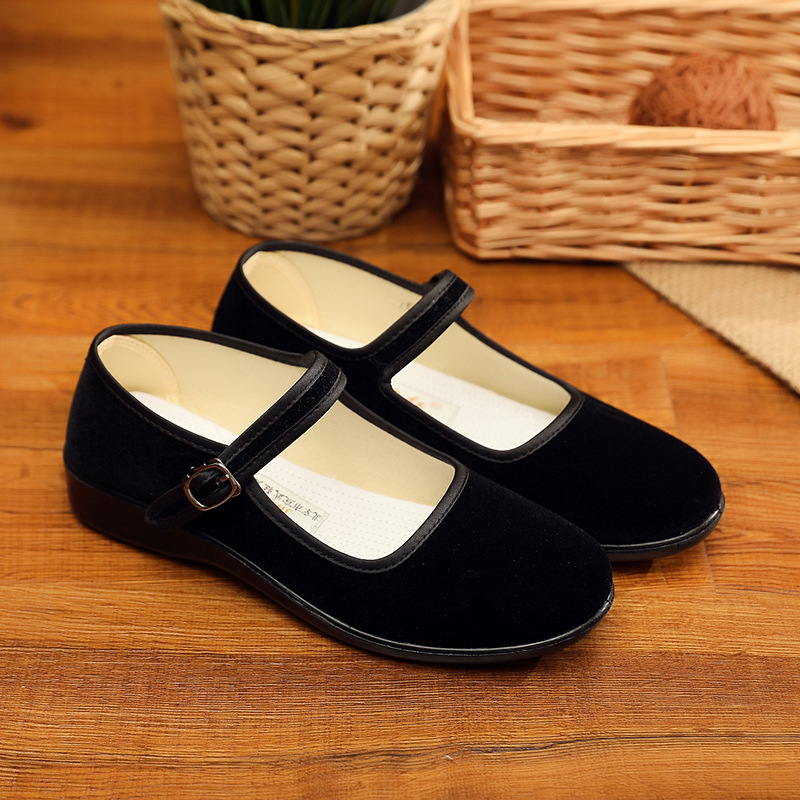Old Beijing Style Women's Cloth Shoes, Non-Slip Hotel Work Shoes, Dance Shoes, Polyurethane Flat Large Size Shoes with Shallow Vamp and Buckle