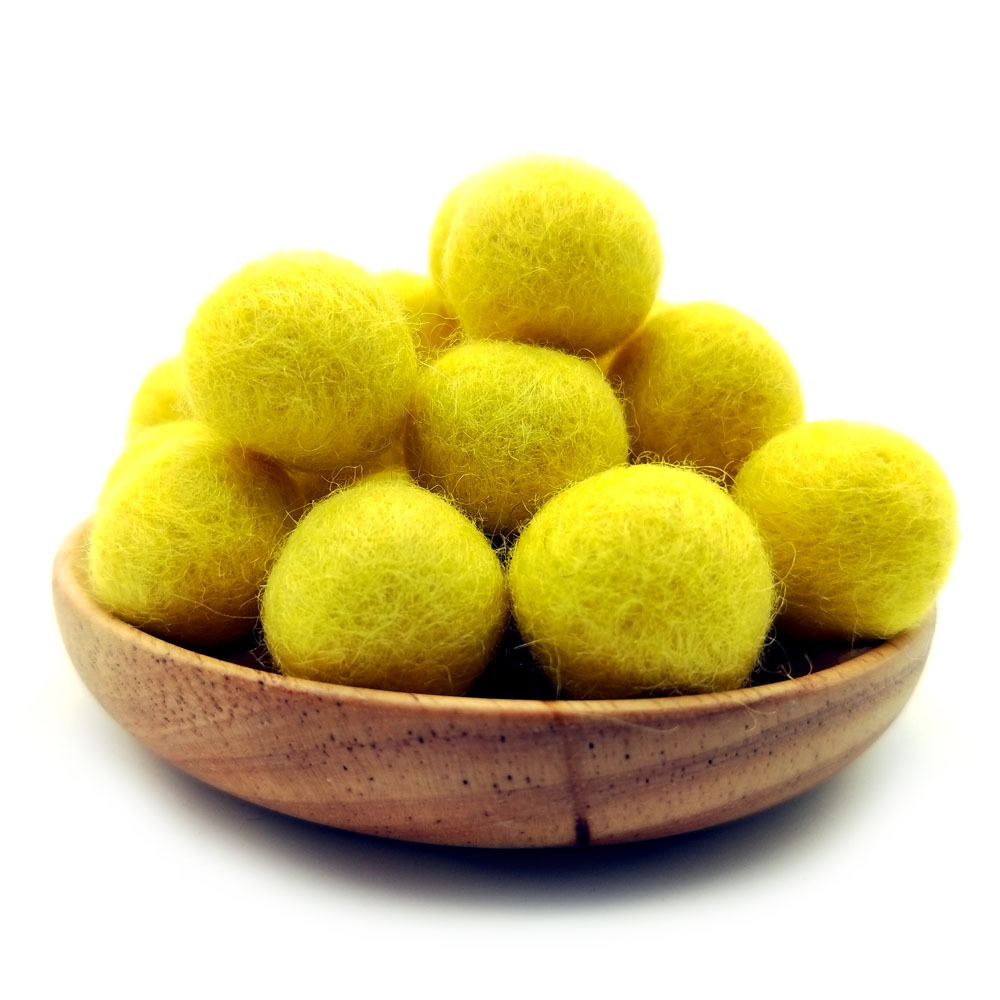 Picture of Cross-border in stock 2CM wool ball Christmas jewelry accessories Christmas diy colorful wool ball small wool ball pokes