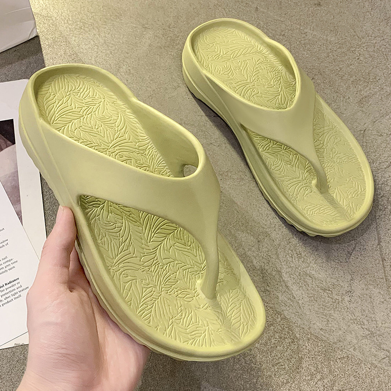 Picture of Flip flops cross-border Outdoor Women's fashionable outdoor soft bottom thickened wedge couple flip-flops beach sandals men