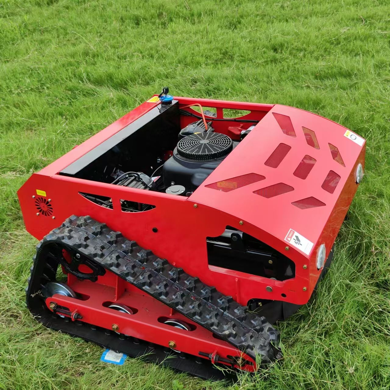 Export crawler remote control lawn mower orchard self-propelled lawn mower unmanned remote control lawn mower