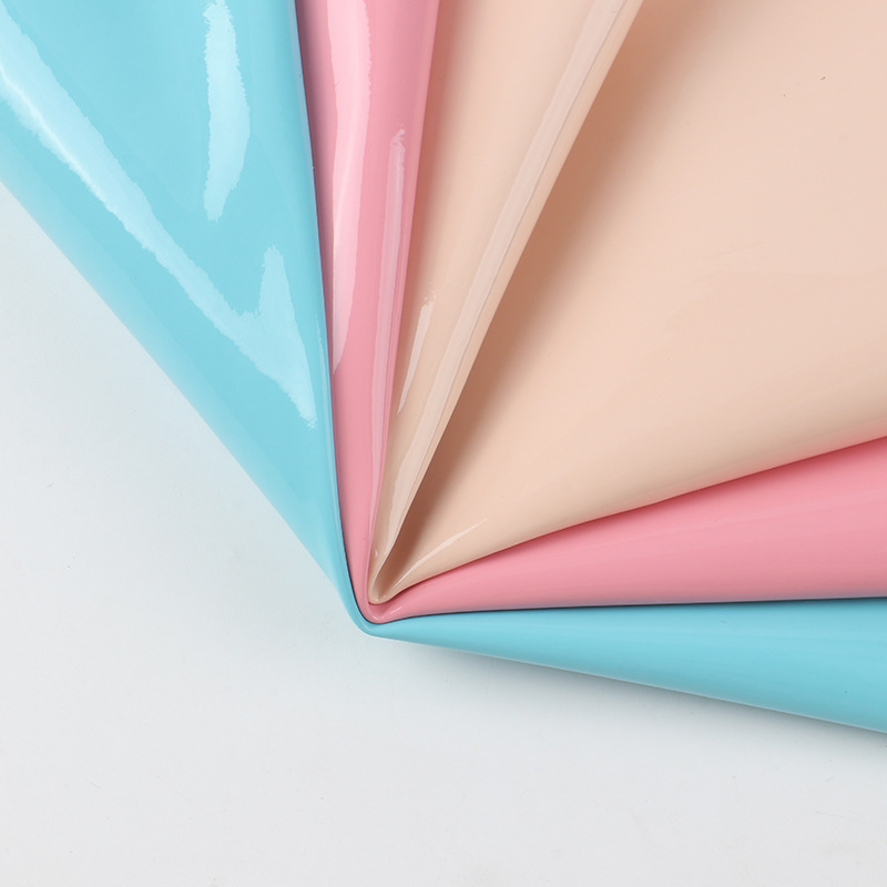 Picture of H611 in stock 0.8mm Mirror Leather Glossy Patent Leather PU Fabric Bag Furniture Decorative Artificial Leather
