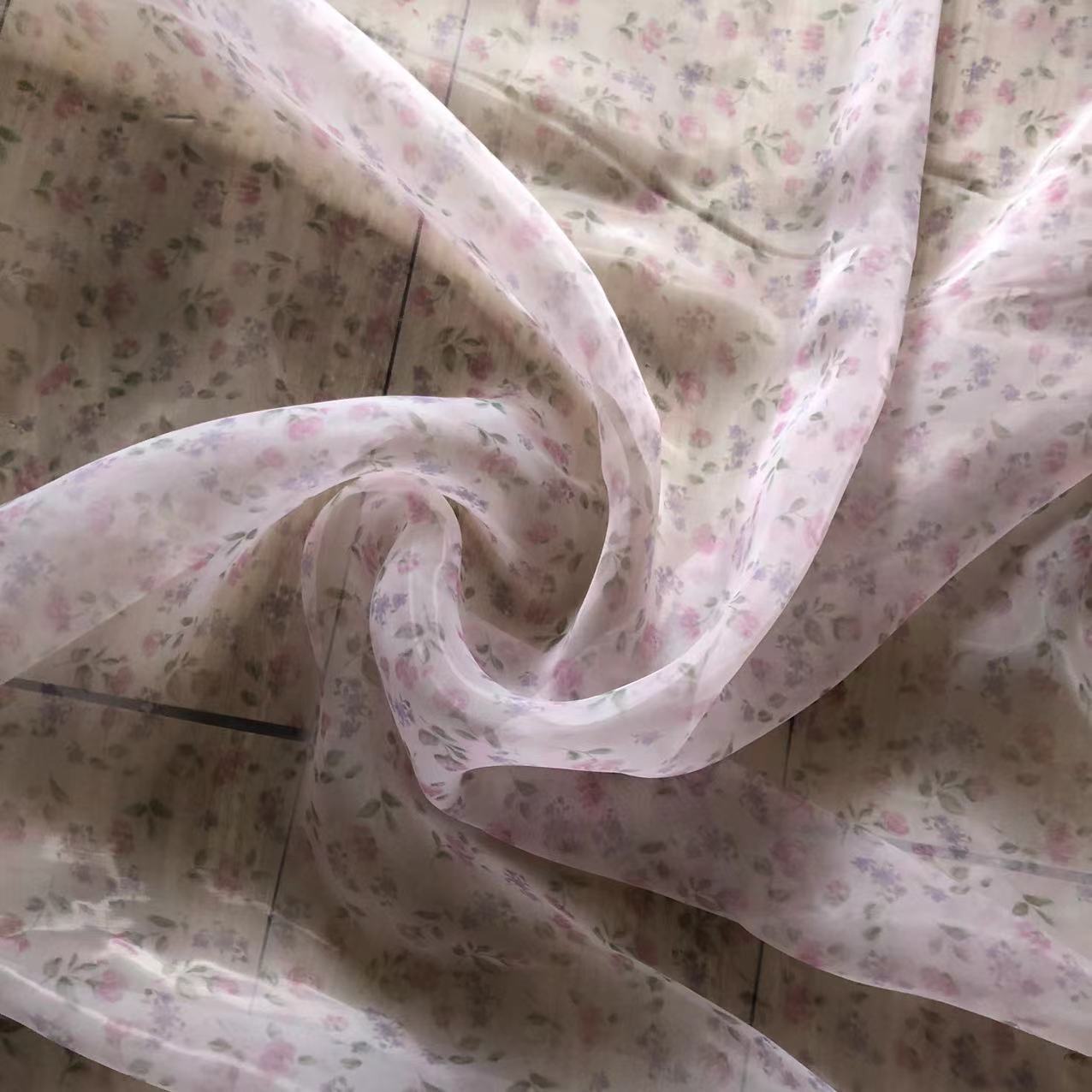 Xiaojun Textile Organza Printed Rose Flower Oil Painting Rose Pink Printed Wedding Dress Fabric Dress Fabric