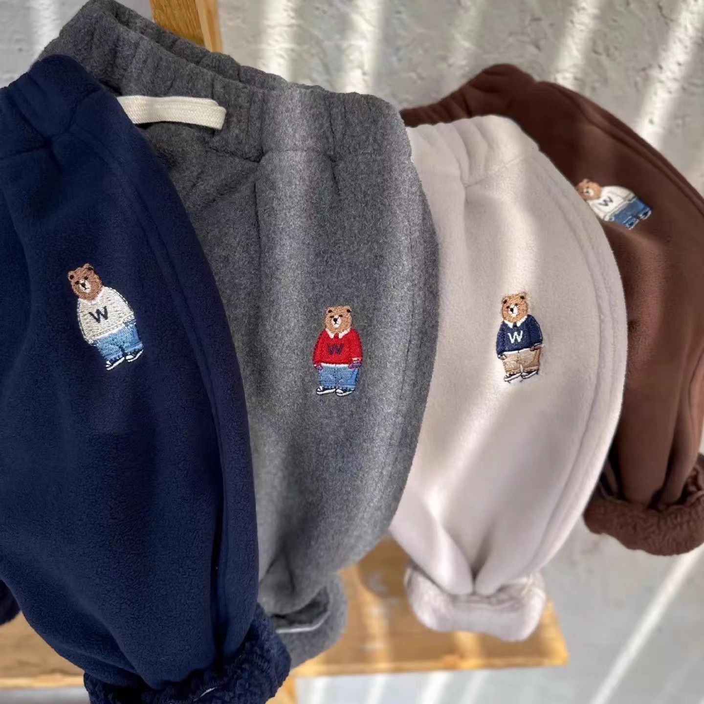 2024 Autumn and Winter New Boys' Thickened Sports Pants Children's Baby Children's fleece-lined Pants Bear Casual Pants