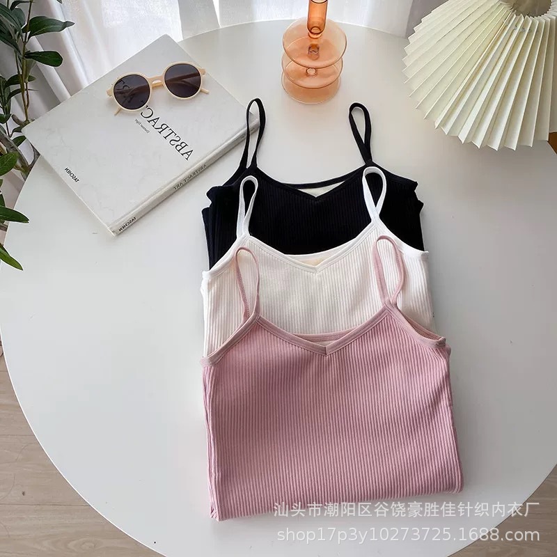 Picture of Autumn and Winter Warm Vest Women's Inner Wear Base Fleece-lined Thickened Cold-proof Student Small Sling Slim-fit Top Sleeveless Underwear