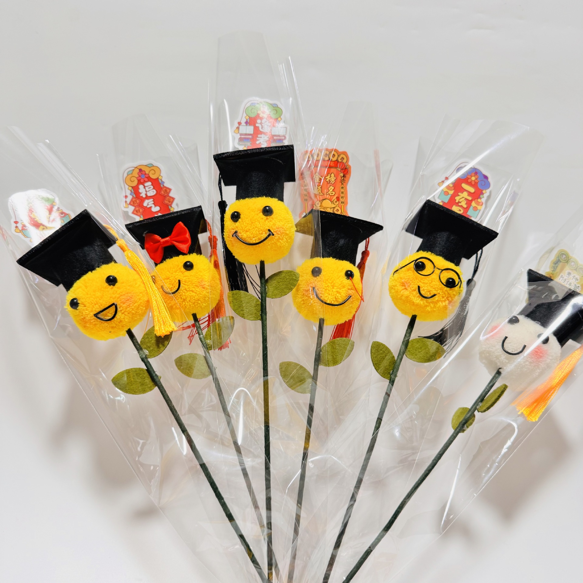 Picture of Fur Ball Artificial Flower DIY Material Package Graduation Season Gift Table Tennis Chrysanthemum Doctor Hat Handmade DIY Emoticon Package Creative