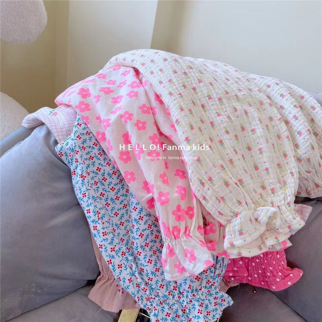 Picture of Girls' Holiday Sunscreen Pants Children's Retro Floral Summer All-match Anti-mosquito Pants Summer Printed Mid-waist Beach Pants