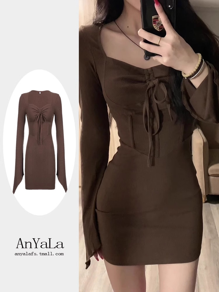 American Style Spice Girl Style Square Collar dress Women's Autumn and Winter New Super Good-looking Little Mom Style Wrap Hip Skirt Inner Base Skirt