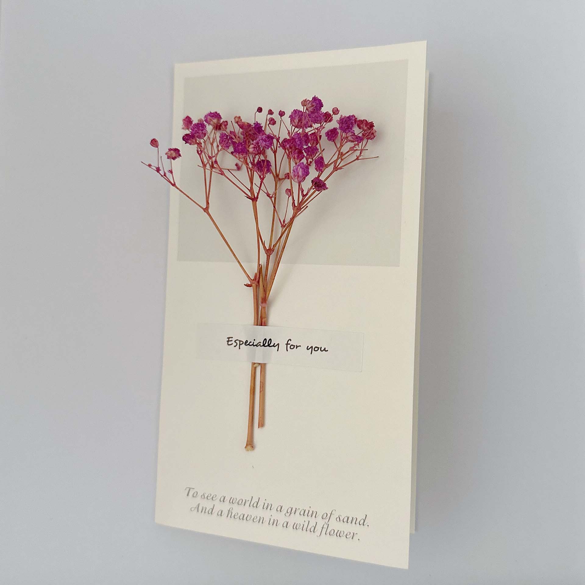 Picture of Gypsophila Dried Flower Greeting Card Birthday Greeting Card Creative Handmade Card Mid-Autumn Festival Handwritten Creative Universal Greeting Card
