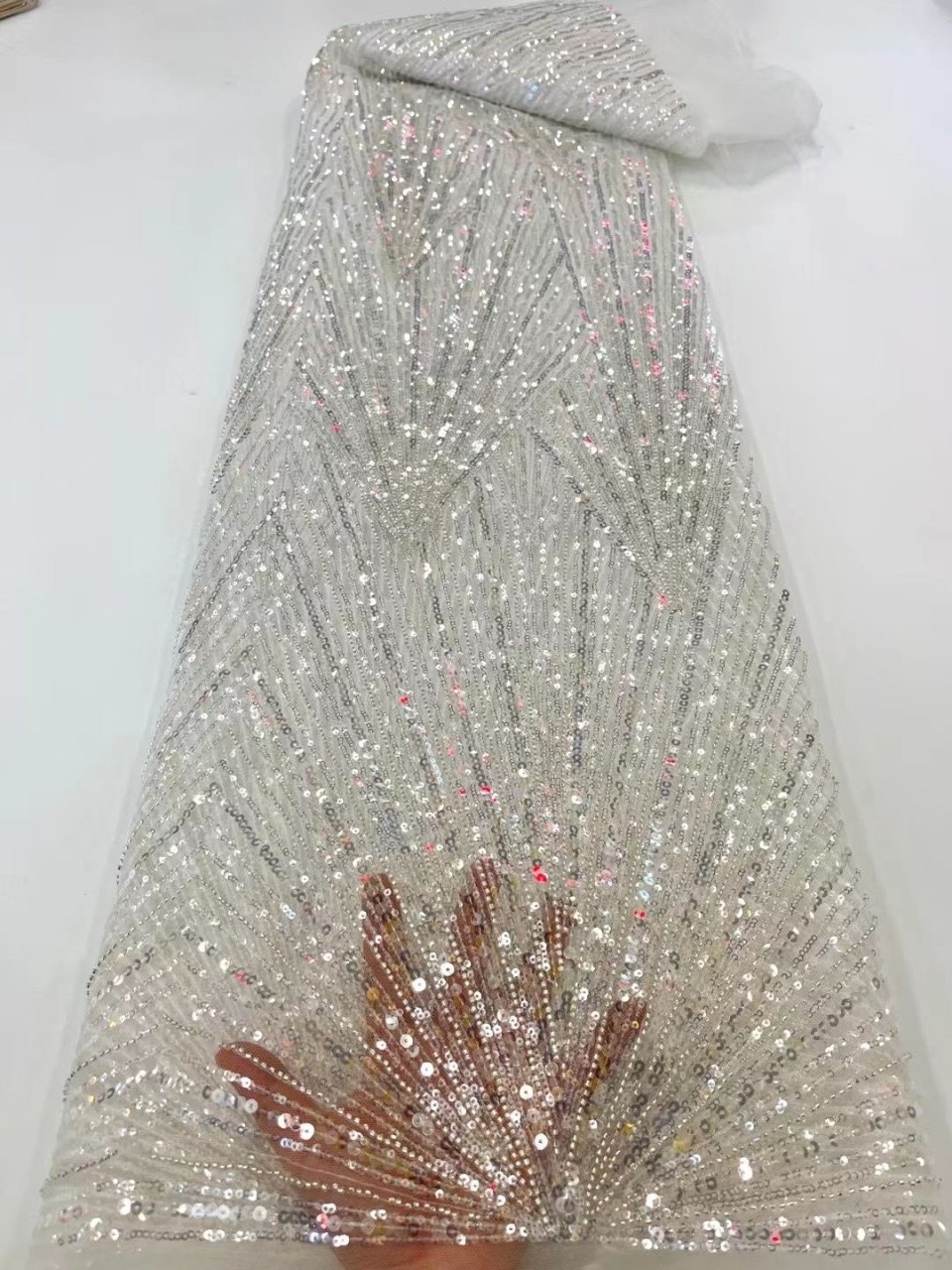 Explosions three-dimensional mountain silver beads +3/5mm crystal chip embroidery wedding dress evening dress women's dress fashion clothing bead embroidery fabric