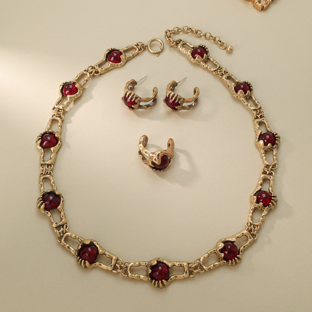 Middle Ancient Vintage Vintage Women's Alloy suit Earrings Ring Necklace suit