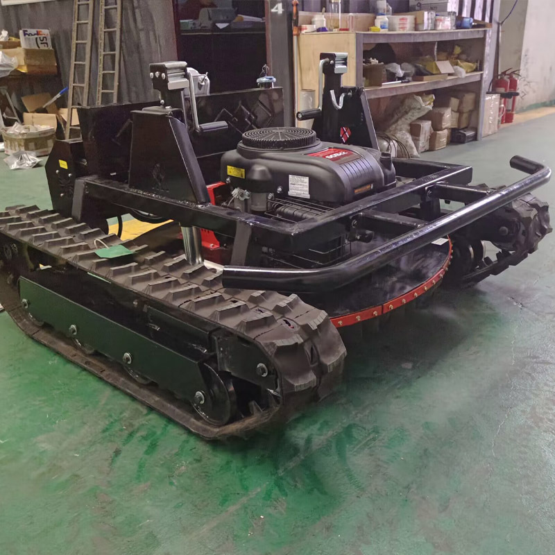 Source Factory Black Warrior Crawler Remote Control Lawn Mower Greenhouse Lawn High Power Small Lawn Mower Cross-Border