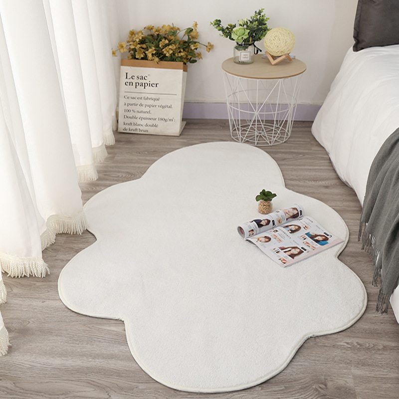 Korean style home shaped cashmere carpet bedroom plush cool bedside blanket manufacturers direct cloud carpet