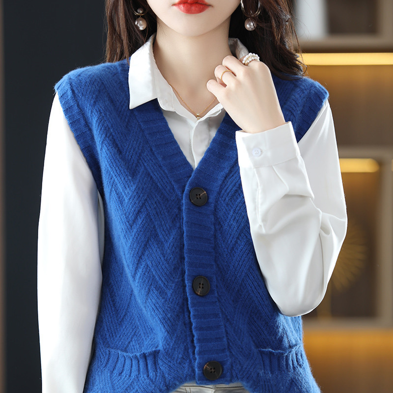 Picture of 2024 Spring and Autumn New Vest Women's V-neck Sleeveless Vest Outer Wear Knitted Shirt Short Solid Color Vest All-match Waistcoat