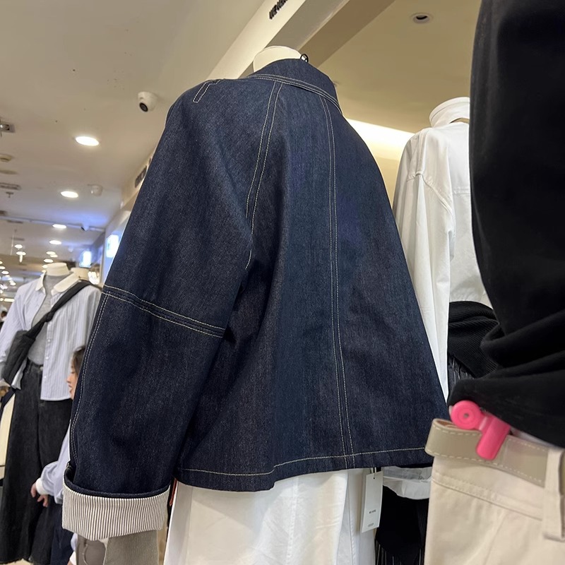 Picture of Japanese Style Washed Lapel Denim Short Coat Early Autumn New Loose A- line Cloak Profile Long-sleeved Casual Top for Women