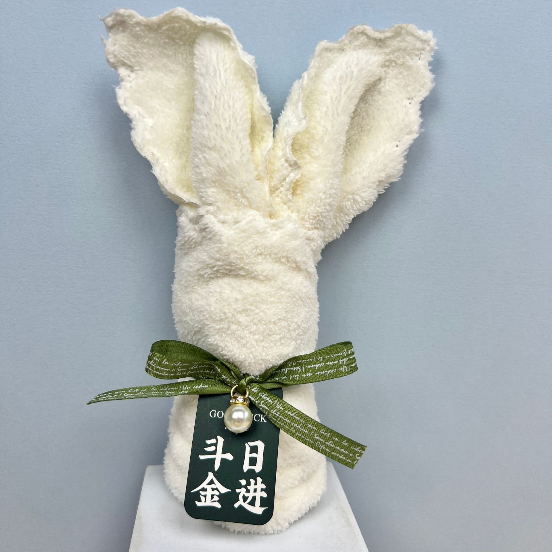 Picture of Hand gift towel bear shape square gift box with birthday gift company opening wedding shop creative small gifts