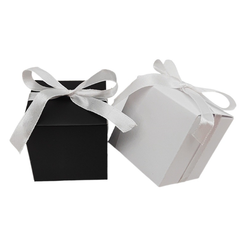 Casual Pure Color White Cardboard Box 5.5cm Square Wedding Candy Box Wedding Candy Packaging Box Souvenir