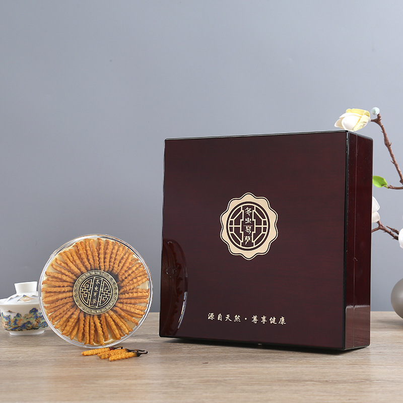 Factory Cordyceps sinensis high-end gift box hand gift portable wooden box paint matte flip lock wooden packing box