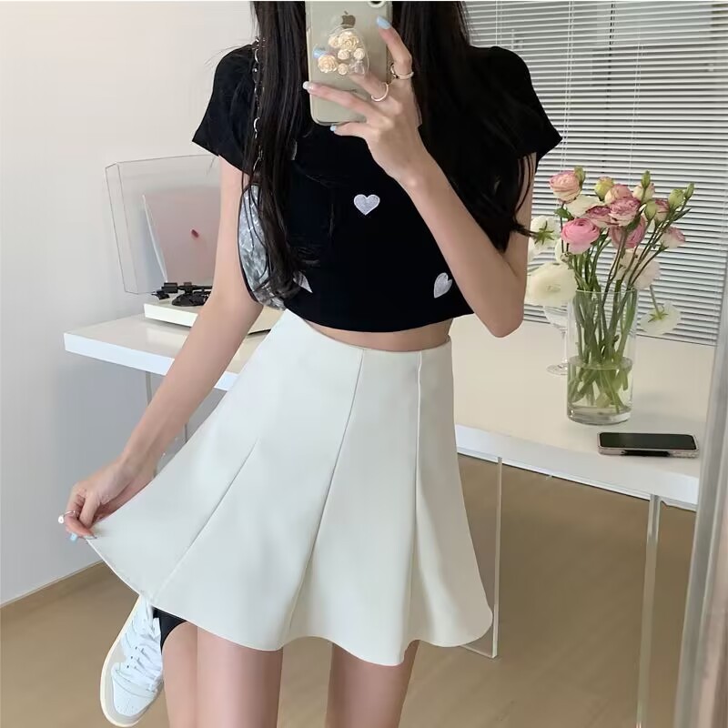 2023 Autumn New style small ins student High waist A- line umbrella skirt female Lotus Edge black slimming skirt