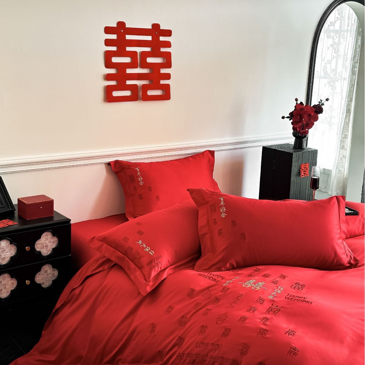 Picture of All-Cotton Wedding Four-Piece Set, Red Double Happiness Long-Staple Cotton Pure Cotton Bedding Wedding Quilt Cover, Wedding Bedding Set with Fitted Sheet