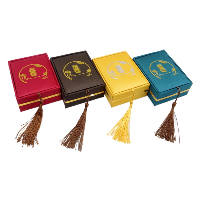 Wholesale National style brocade tassel jewelry box red pendant box jade pendant box jewelry gift box jewelry packaging box
