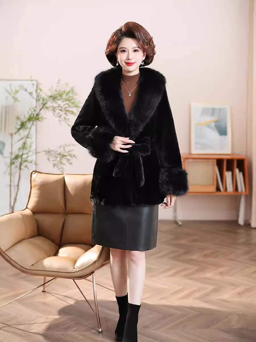 Picture of Mother Dress Female Mink 2024 New Fur Middle-aged Women's Thickened Fashionable Elegant Belt Fur Warm Coat