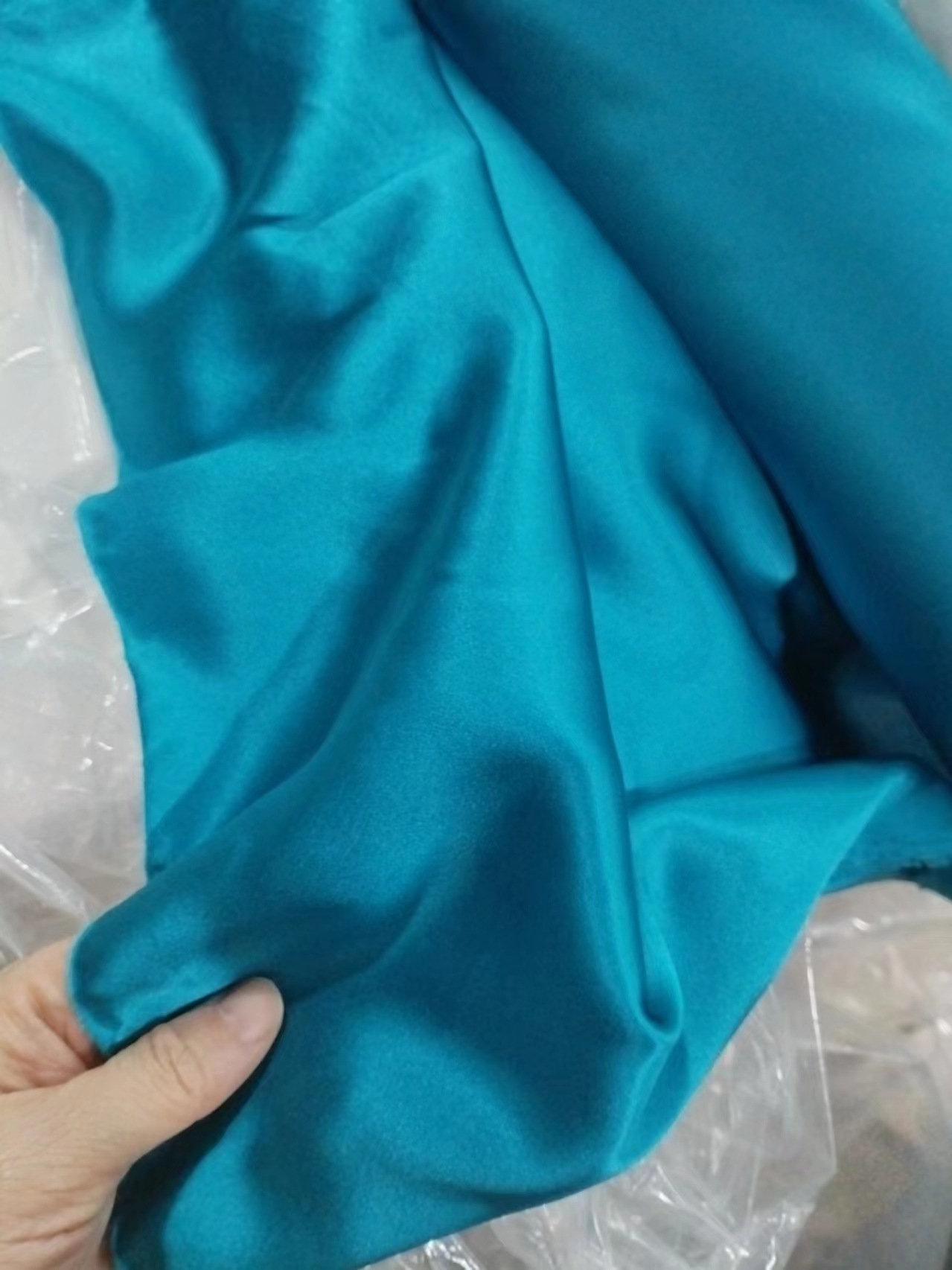 Picture of Silk fabric satin 19 M crepe satin clothing pajamas silk Mulberry silk pillowcase fabric multi-color in stock