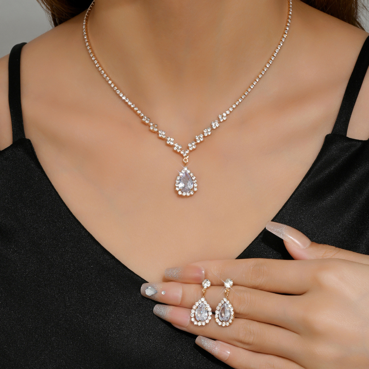 Picture of Bridal Jewelry Necklace Bracelet suit Rhinestone Zircon Wedding Dress Women's Wedding Accessories High-end Two-piece Set