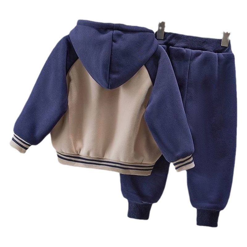 Boys' Winter suit 2023 New Baby's Autumn and Winter fleece-lined Thickened Western Style Sweatshirt Children's Fashionable Sports Children's Wear
