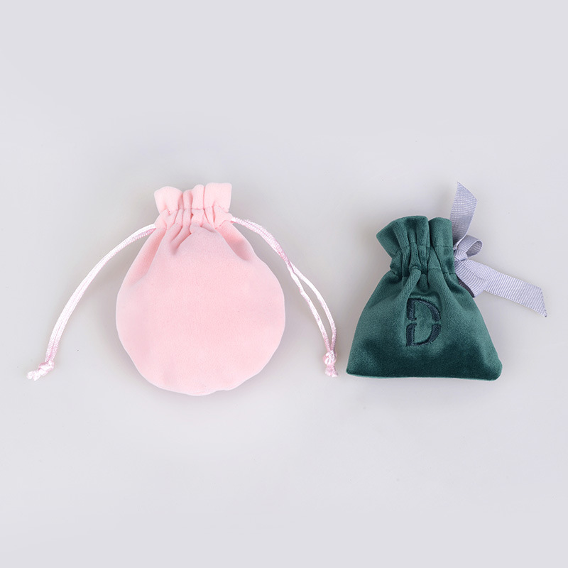 Picture of Factory new velvet bag jewelry velvet bag embroidery dark green pink bunched velvet bag silk screen LOGO