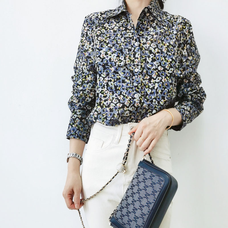 Picture of Clearance Casual Simple Blue and Purple Floral Silk Cotton Shirt Women's Double Pocket Lapel Buckle Long Sleeve Mid-length Shirt