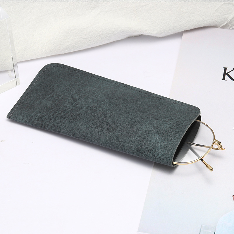 Picture of Hot Selling New Glasses Case Soft Leather Glasses Bag Reading Glasses Leather Bag Waterproof Leather Case Affordable Direct Sales Wholesale Logo