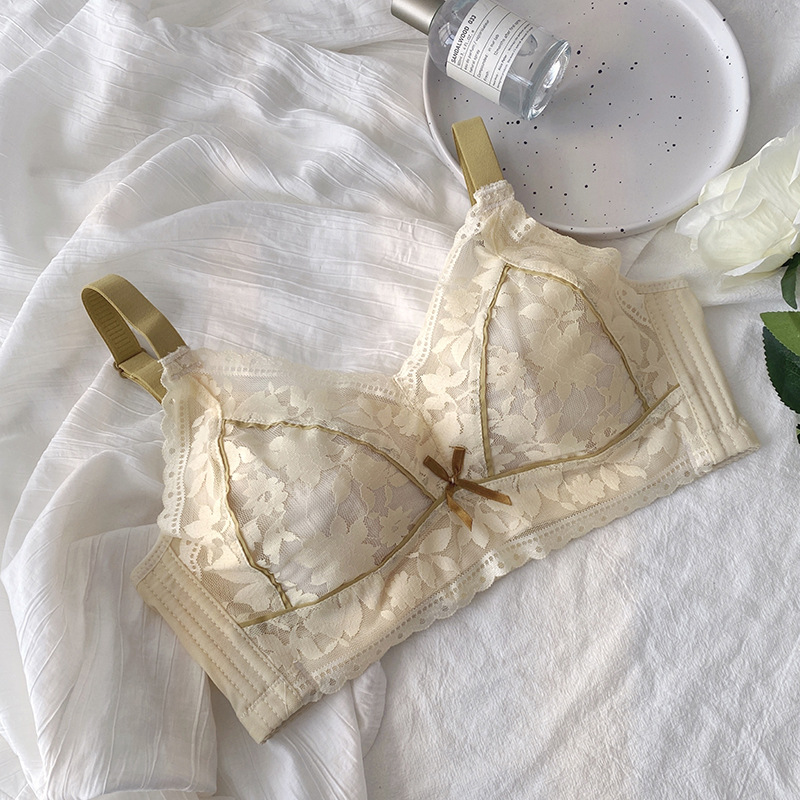 Picture of Women's Large Chest Shiny Underwear Ultra-thin No Negative Circle Large Size Breast Reduction Accessory Breast Anti-sagging Adjustable Push-up Bra