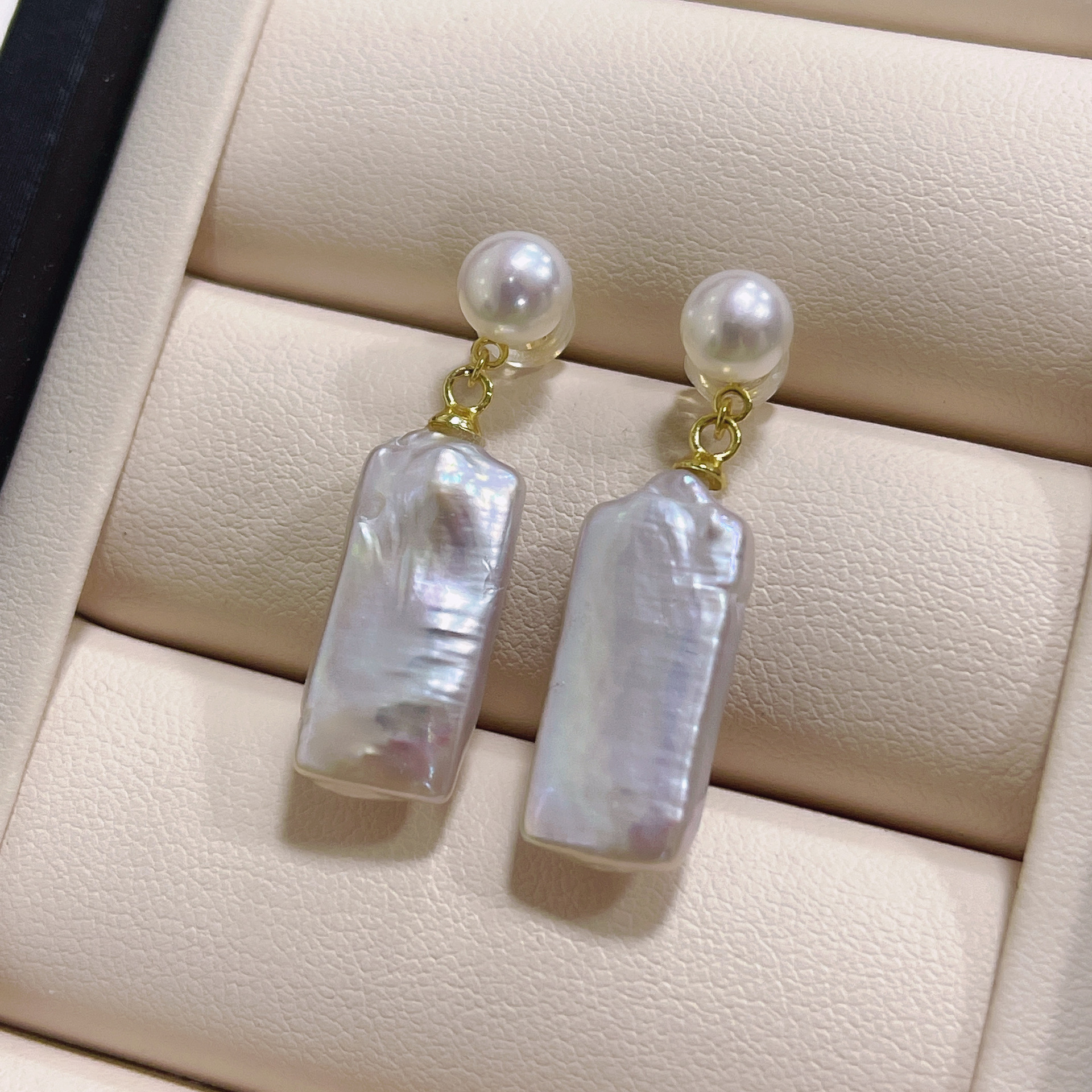Picture of No Baroque No Woman Net Red Daren Recommended s925 Silver tian Ran Freshwater Pearl Double Bead Earrings Earrings