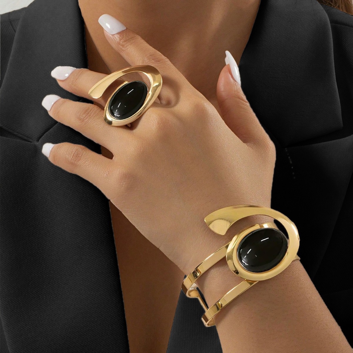 European and American Cross-border Supply Fashion Personality Exaggerated Black Oval Shaped Open Bracelet Female Niche Bracelet Jewelry