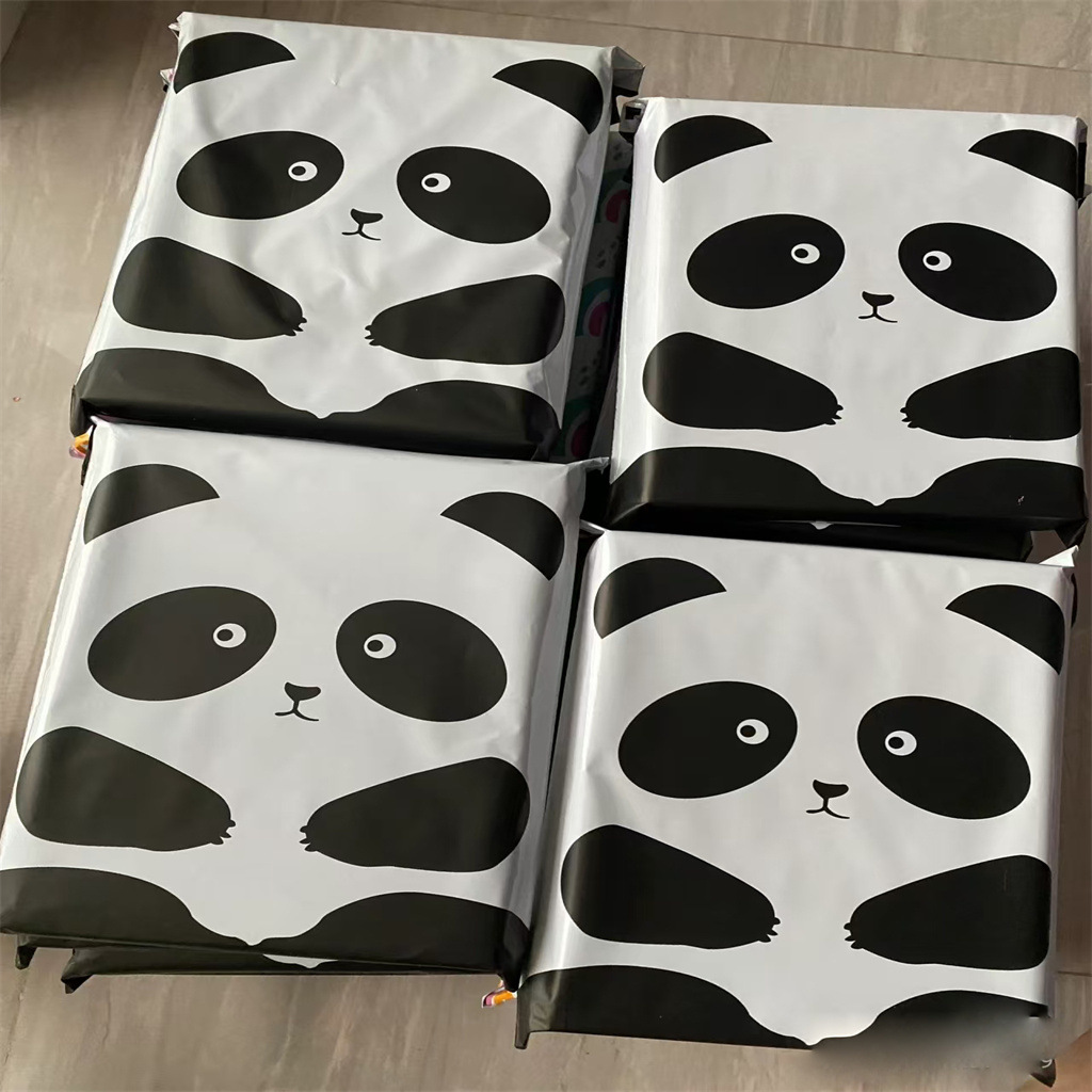 Internet Red National Treasure Panda Express Bag Flying Machine Box Packing Clothes Gift Packing Bag Thickened Waterproof Cute Storage Bag