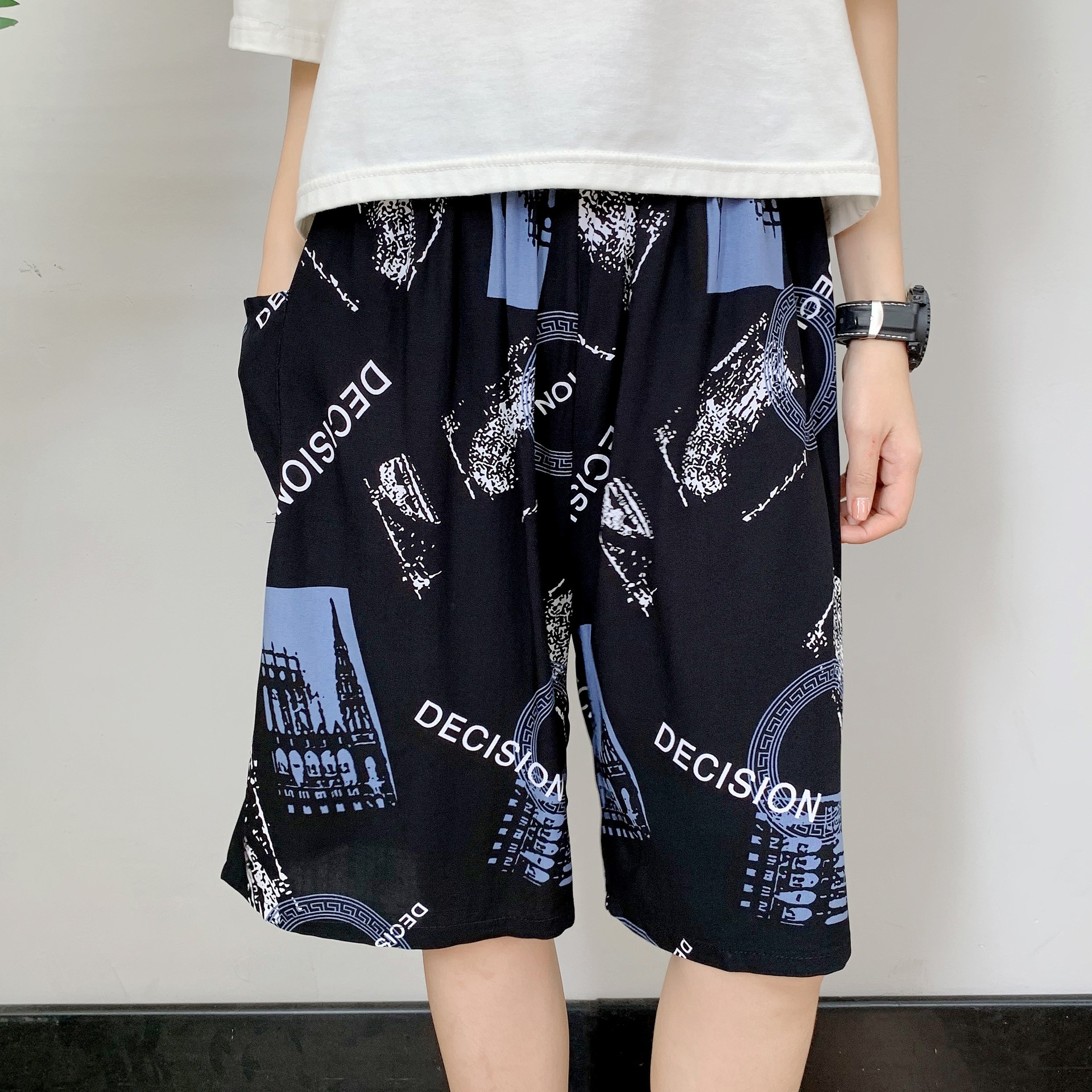 Picture of Cotton Silk Pajama Pants Men's Summer Thin Large Size Loose Shorts Casual Breathable Floral Pants Outer Wear Five-Point Beach Pants