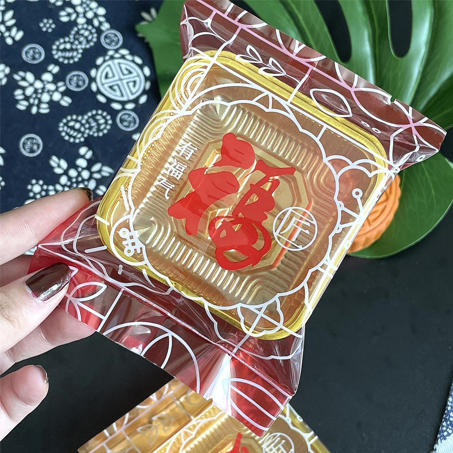 Wholesale 125 grams of Mid-Autumn Moon Cake Packaging Bag 100 grams of lucky transparent bag Fu artisan moon cake machine-sealed inner bag
