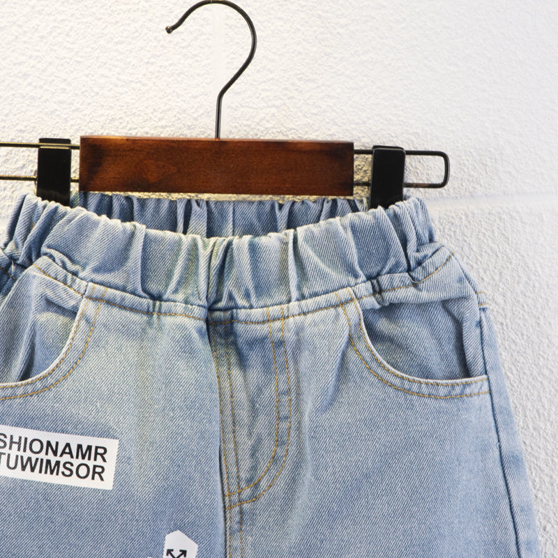 Picture of White printed denim shorts boys summer 2022 new children's pants summer big children