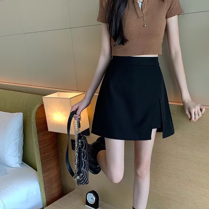 2025 New Style Forked Skirt Design Niche K-Style Versatile Slim Hip-Hugging Leather Skirt Black Short Skirt for Women Summer