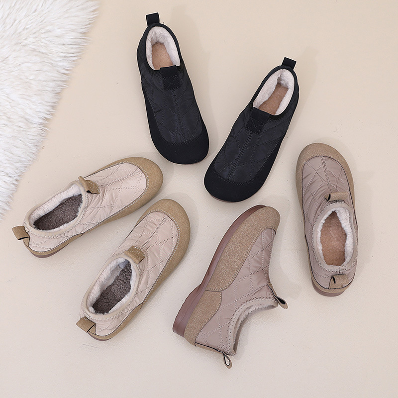 Picture of New Old Beijing Winter Women's Soft Sole Peas Cotton Shoes Slip-on fleece-lined Warm Shoes Casual Comfortable Lazy Cotton Shoes