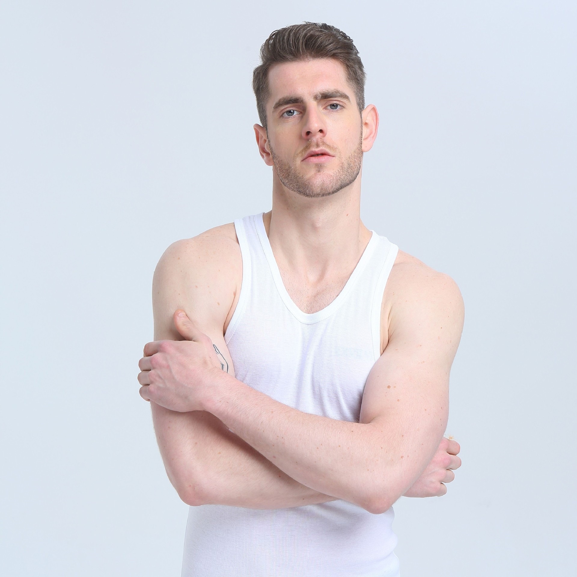 Picture of 100% Pure Cotton Summer Men's Vest Youth Tight-Fit Elastic Base Sport Slim-Fit Sling Sweatshirt Solid Color New Style