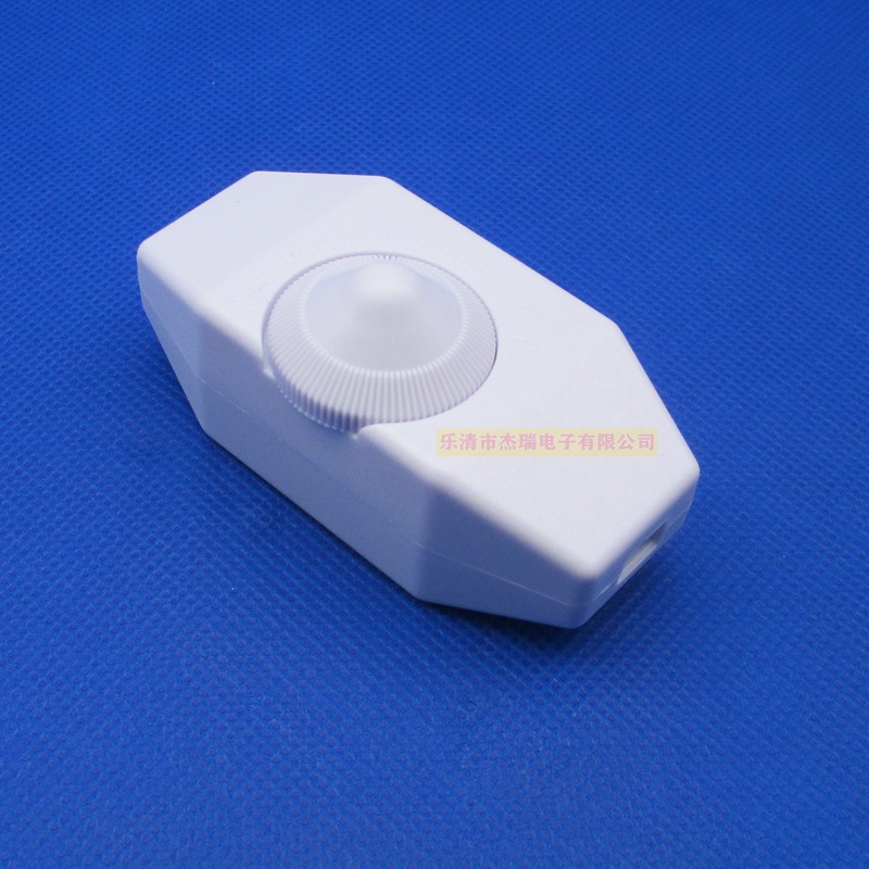 Picture of 904 dimmer switch regulator speed adjustment tungsten bulb temperature voltage gear rotary switch 2A220V