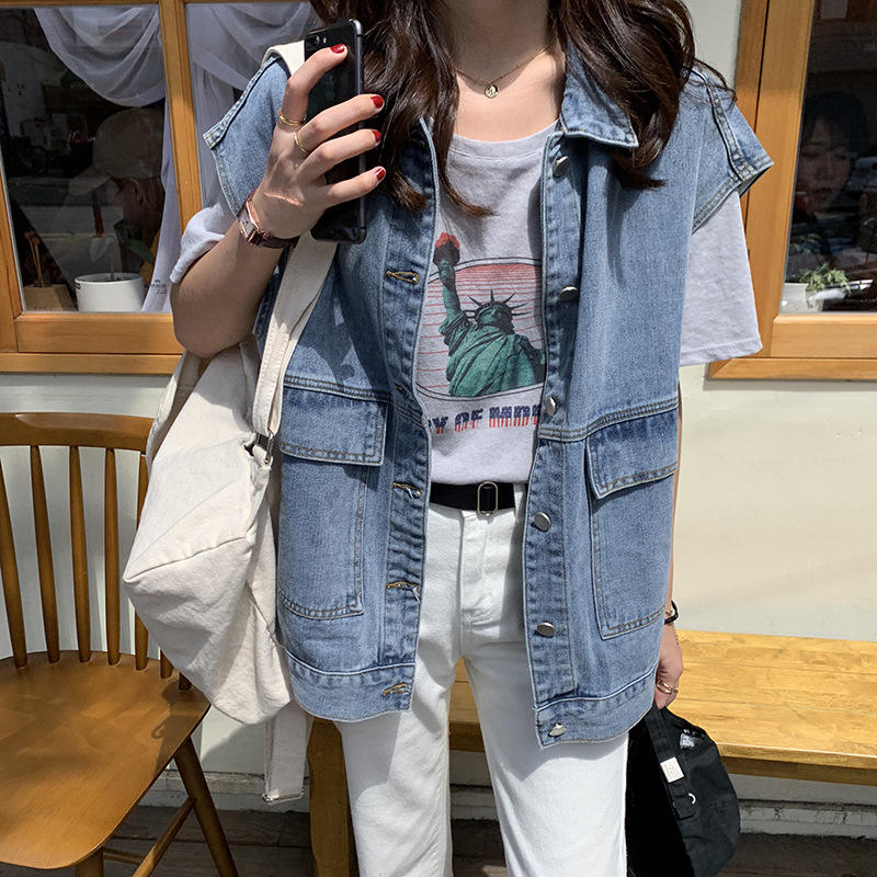 Picture of Autumn Loose Denim Vest for Women Korean Style Student Jacket Slim Versatile Fashion Harajuku Casual Sleeveless Vest Trendy