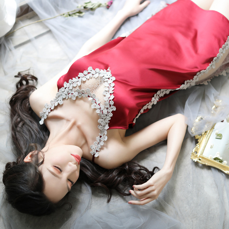 Fantasy love explosions ladies sexy suspenders lace hollow nightgown mesh high split embroidery lace skirt a generation of hair