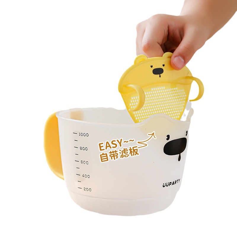 Picture of Filter measuring cup with scale egg liquid plastic egg beating cup egg baking with filter kitchen rice washing bowl measuring cup