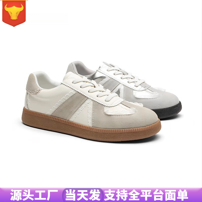 Soft Leather Training Shoes Women's 2024 Spring New silver Casual Shoes Thick Slab Shoes Retro Lace White Shoes Women