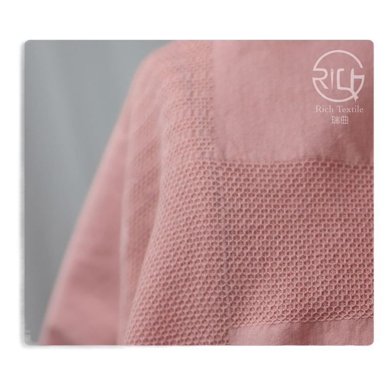 Picture of Combed Cotton Plain Large Check Jacquard Fabric for Clothing Dresses Shirts Designer Fabric Yarn-Dyed Three-Dimensional Jacquard