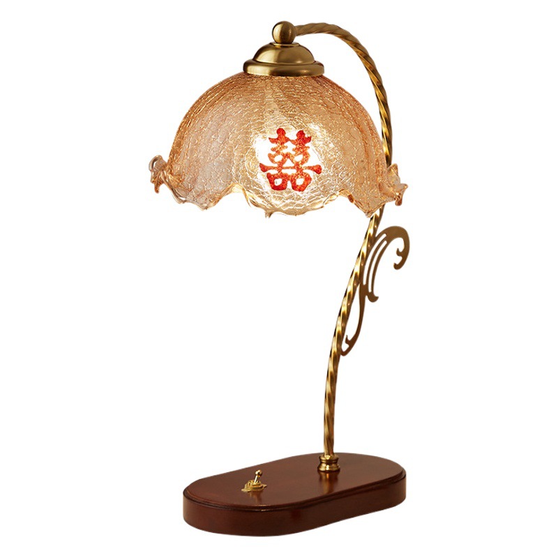 Wedding gift for new couple table lamp bedside lamp new wedding room female side dowry long lamp retro bridal wedding wedding light
