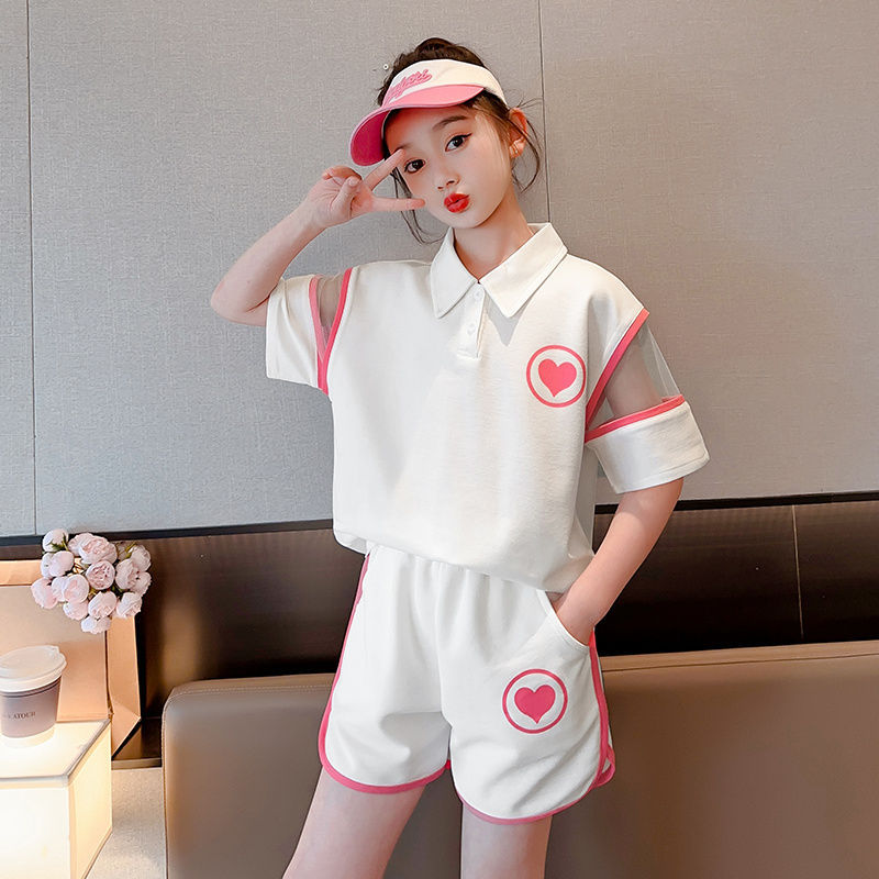 Picture of Girls' Summer New Korean Style Children's Casual Sports Suit for Older Children, Polo Collar Short Sleeve and Shorts Two-Piece Set
